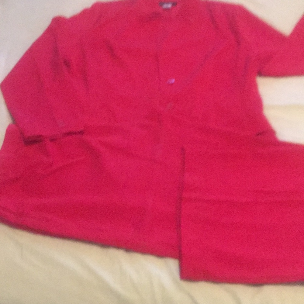 A 2PC Red pant suit size 18 T